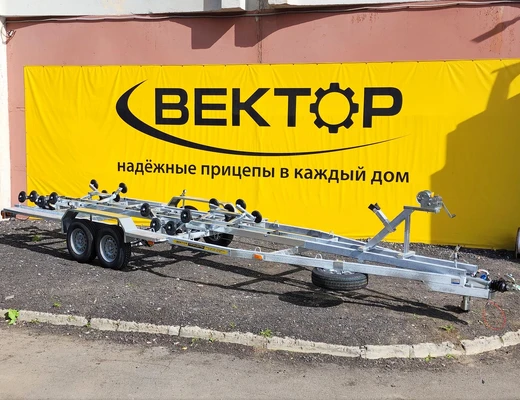 Двухосный прицеп для водной техники с тормозом ЛАВ 81018A Плюс Двухосный прицеп для водной техники с тормозом ЛАВ 81018A Плюс