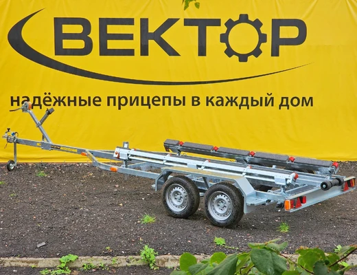 Двухосный прицеп для водной техники без тормоза ЛАВ 81014B с ложементом Двухосный прицеп для водной техники без тормоза ЛАВ 81014B с ложементом
